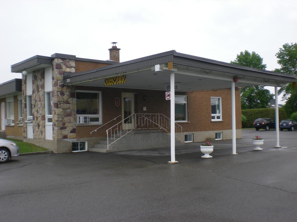 Motel Vaudreuil 외부 사진